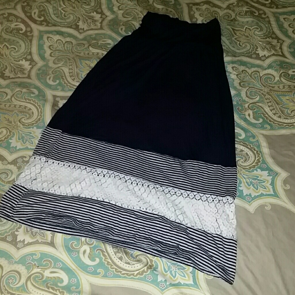 Adorable Girls maxi skirt