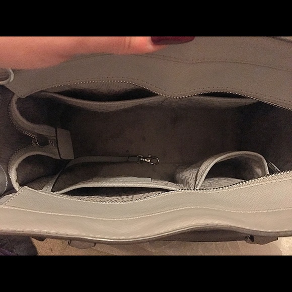 Michael Kors Large Dillon Satchel - Picture 5 of 7