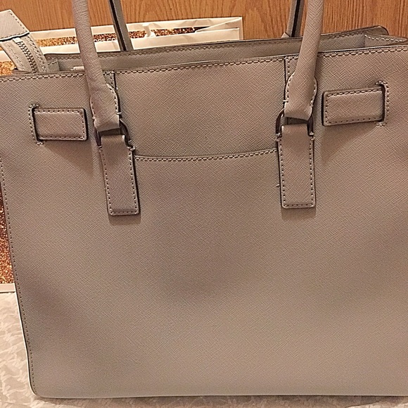 Michael Kors Large Dillon Satchel - Picture 6 of 7
