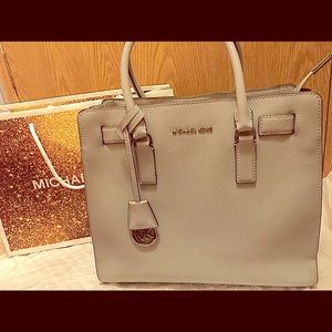 Michael Kors Large Dillon Satchel