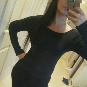 EXPRESS short black long sleeve tee