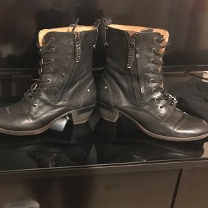 Rotterdam pikolinos boots