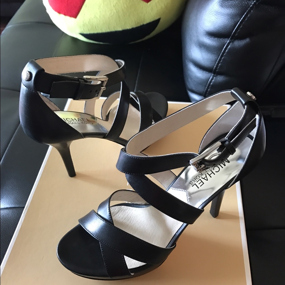 Michael Kors Evie Platform Sandals