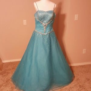 PD! SFire & Ice Blue Full Beaded Prom Gown Size 16