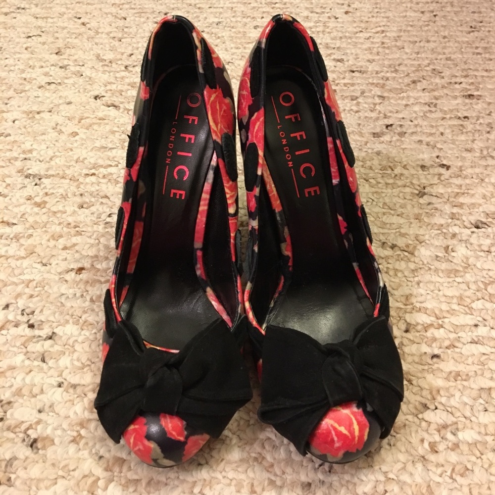 Topshop Floral & Bow Pumps