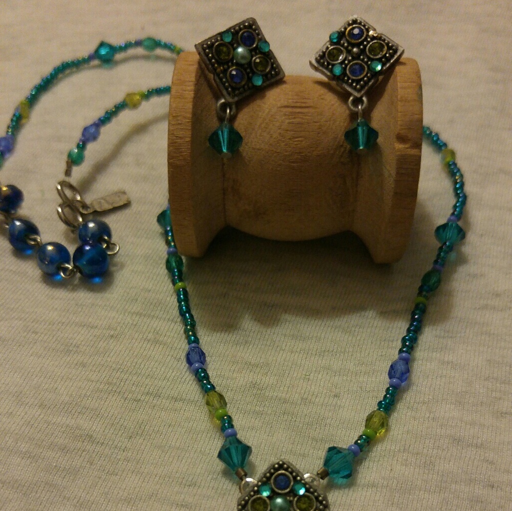 Blue beaded neckace, earrings set