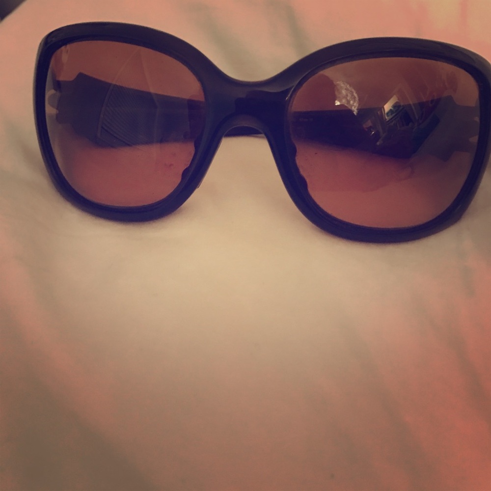 Black Oakley