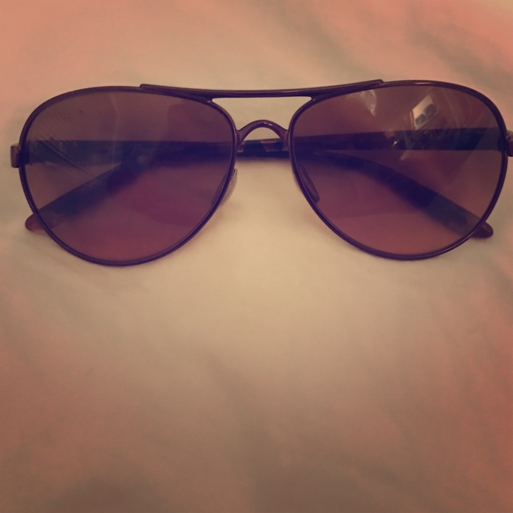 Tan ray bans