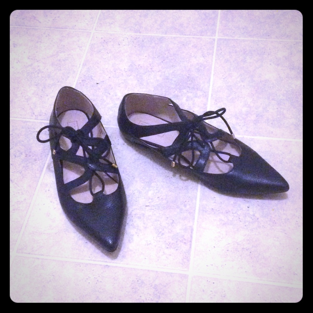 MAKE OFFER!! Authentic Topshop Lace Up Flats