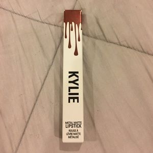 Kylie Cosmetics Metal Matte Lipstick