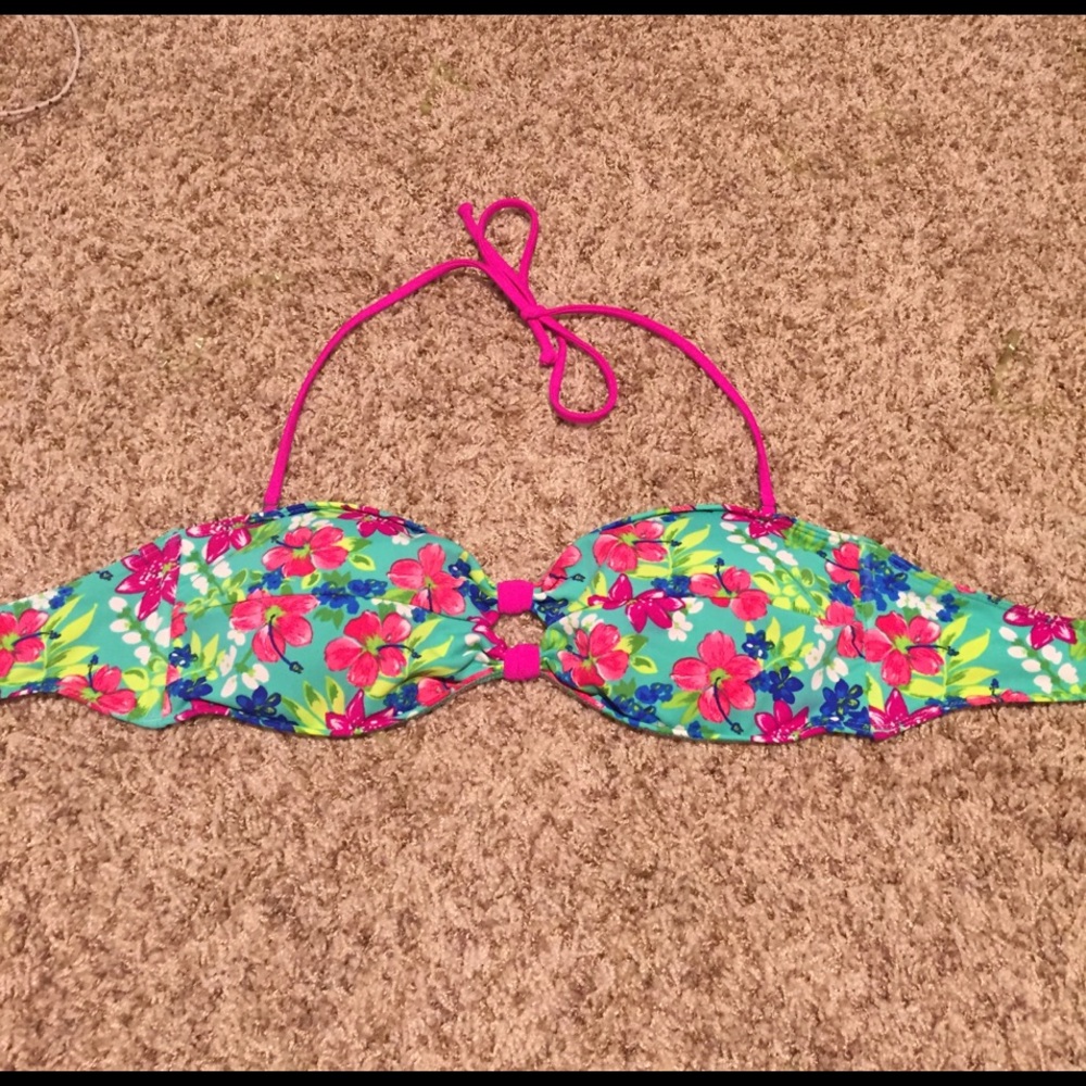 NEW Hollister bikini top