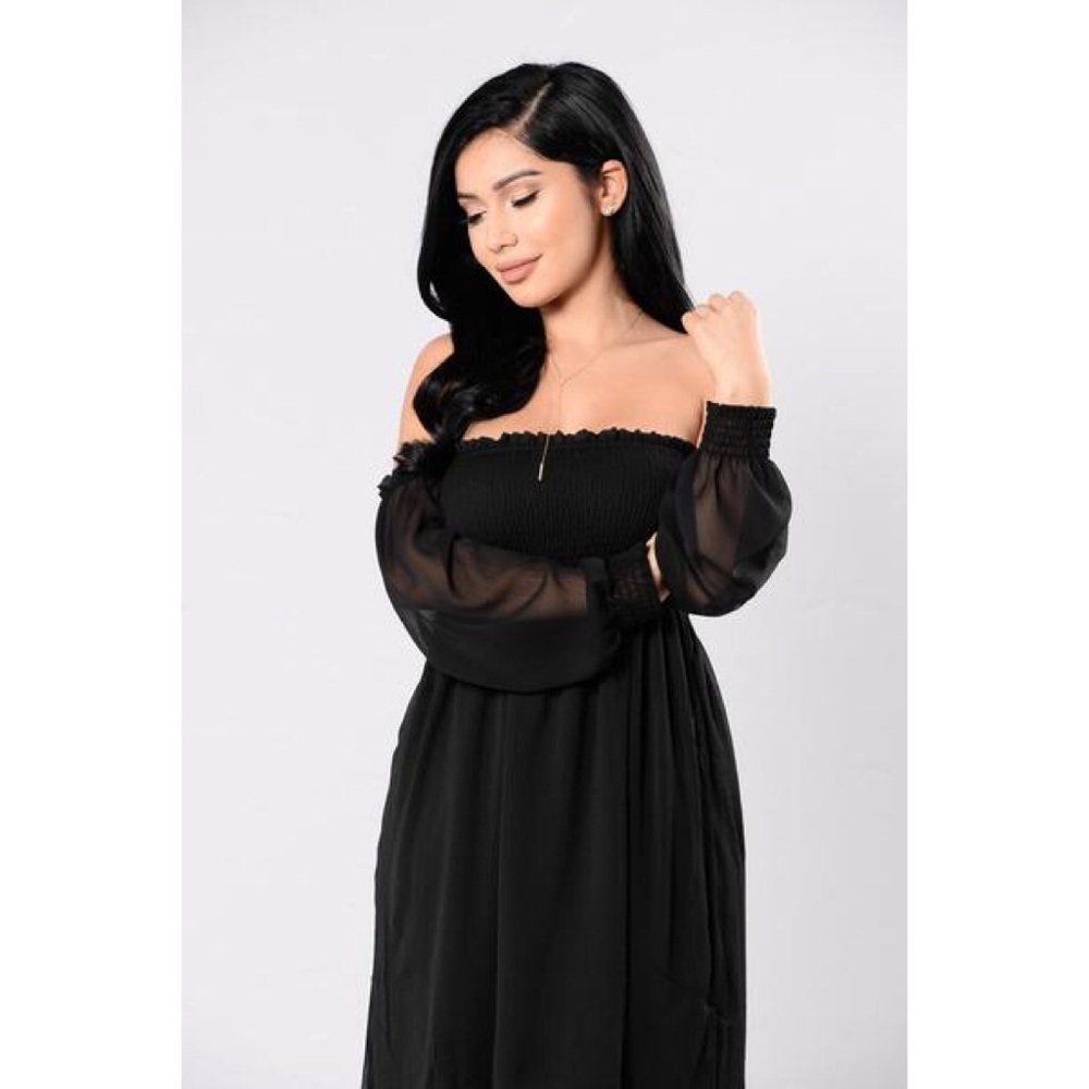 Off the Shoulders Black Dress