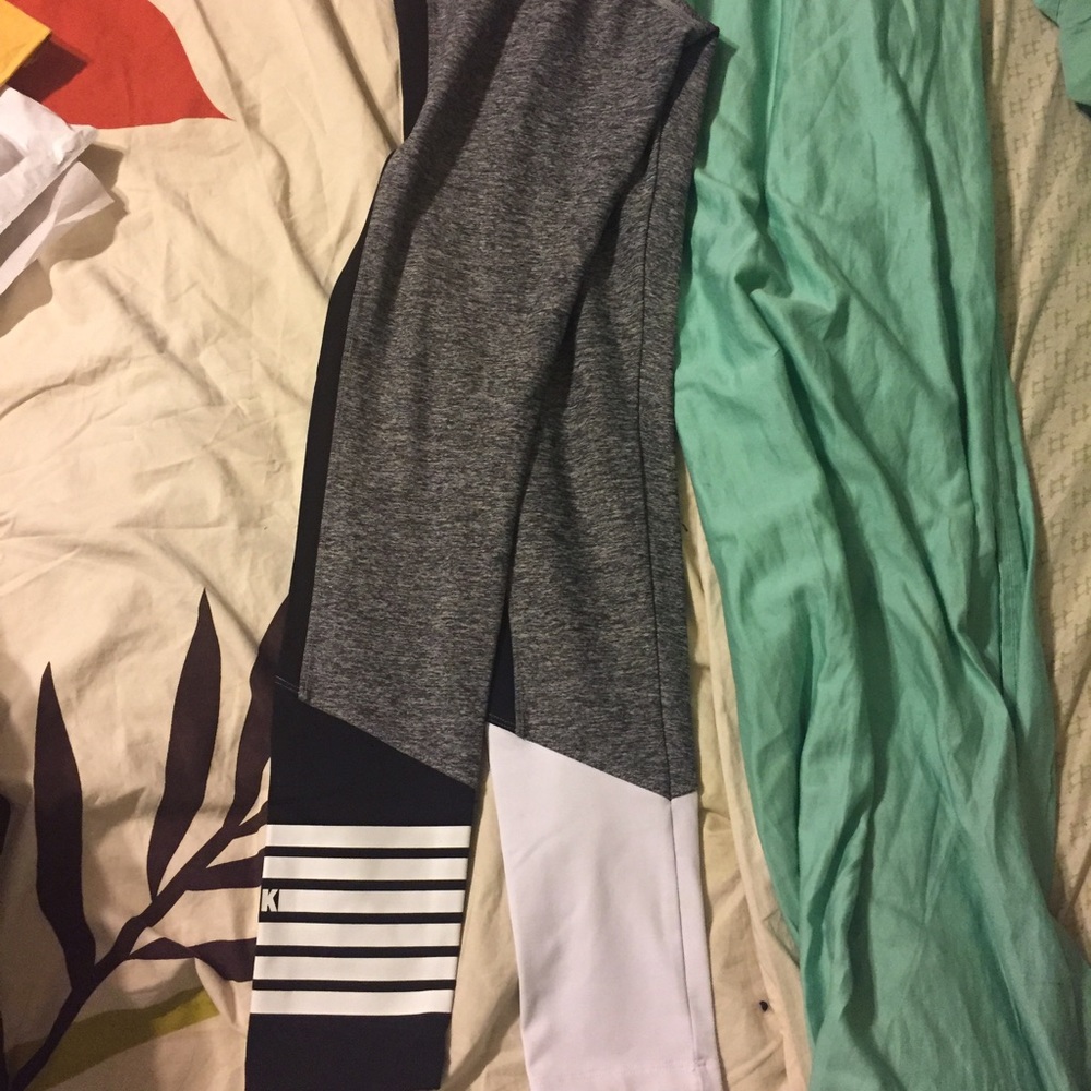 Vs pink small yoga ultimate rare legging