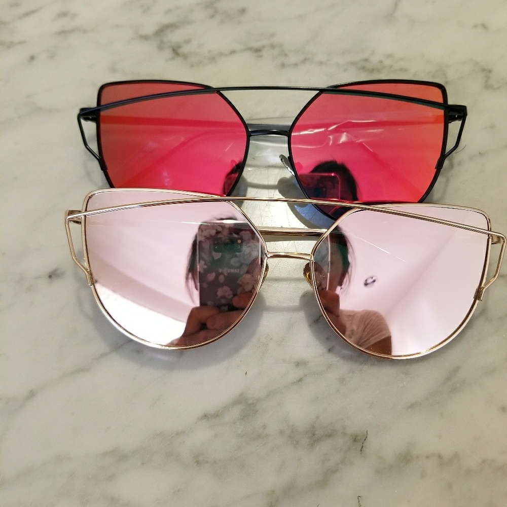 ๐ The KYLIE Mirrored Cat Eye Sunglasses - Picture 3 of 4