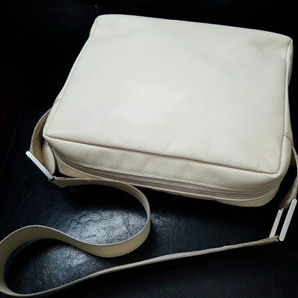 Bottega Veneta Italy Leather Bag - Picture 4 of 11