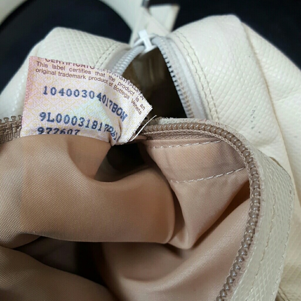 Bottega Veneta Italy Leather Bag - Picture 10 of 11