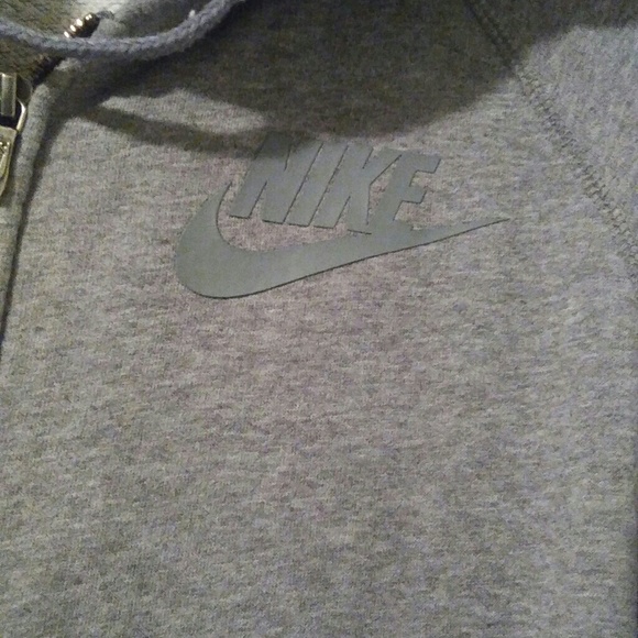 Like new Nike zip up hoodie - Picture 2 of 3