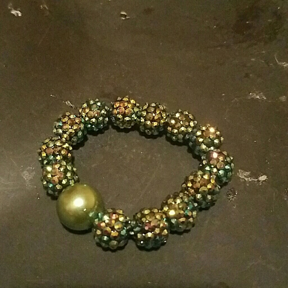 Bracelets - Picture 2 of 2