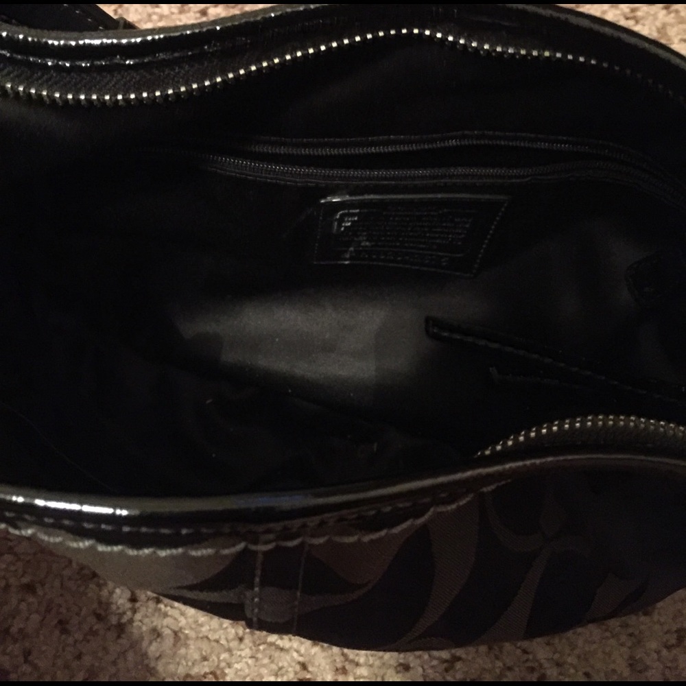Coach purse - Picture 3 of 5