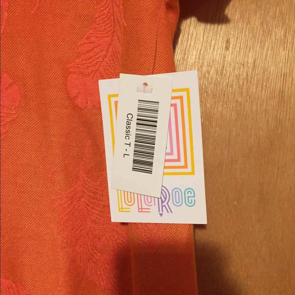 Large classic t. Bnwt