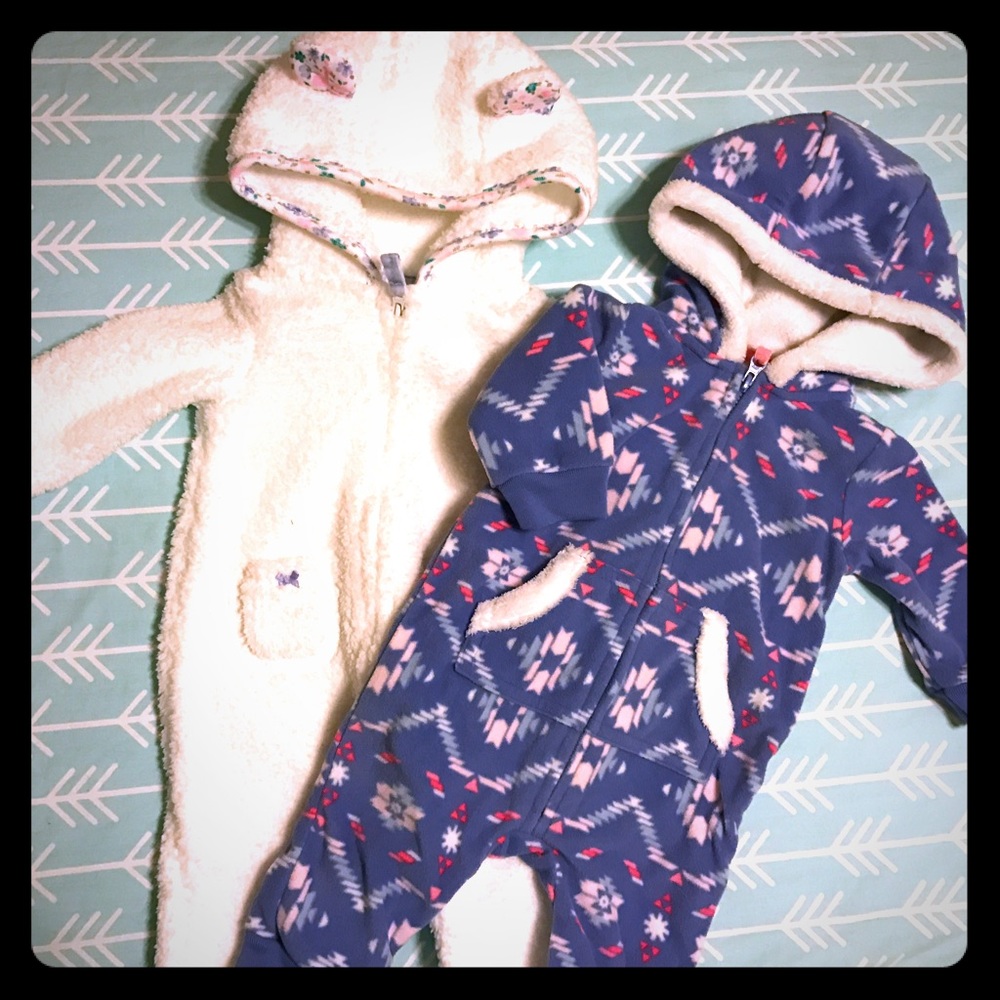 Fuzzy hooded baby outfit bundle🎀