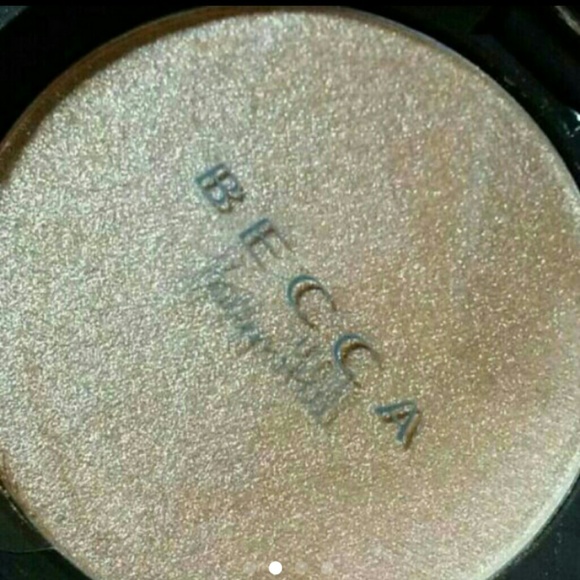 Becca Jaclyn Hill Shimmering Skin Hilighter - Picture 2 of 4