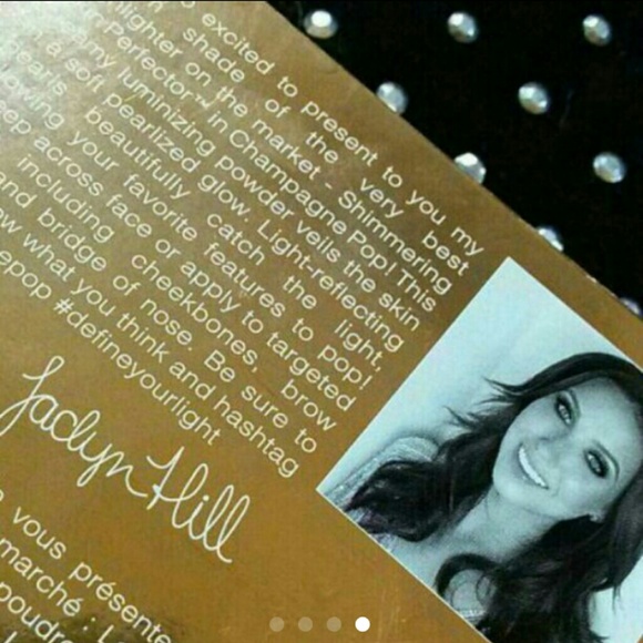 Becca Jaclyn Hill Shimmering Skin Hilighter - Picture 4 of 4