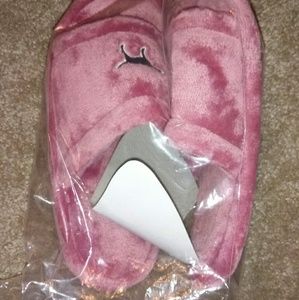 VS Pink Soft and Fuzzy Slippers