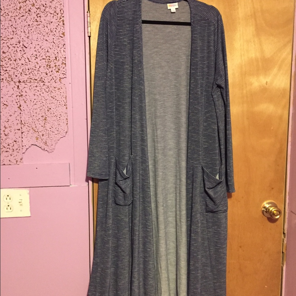 Brand new large sarah. Dark blue white stripes