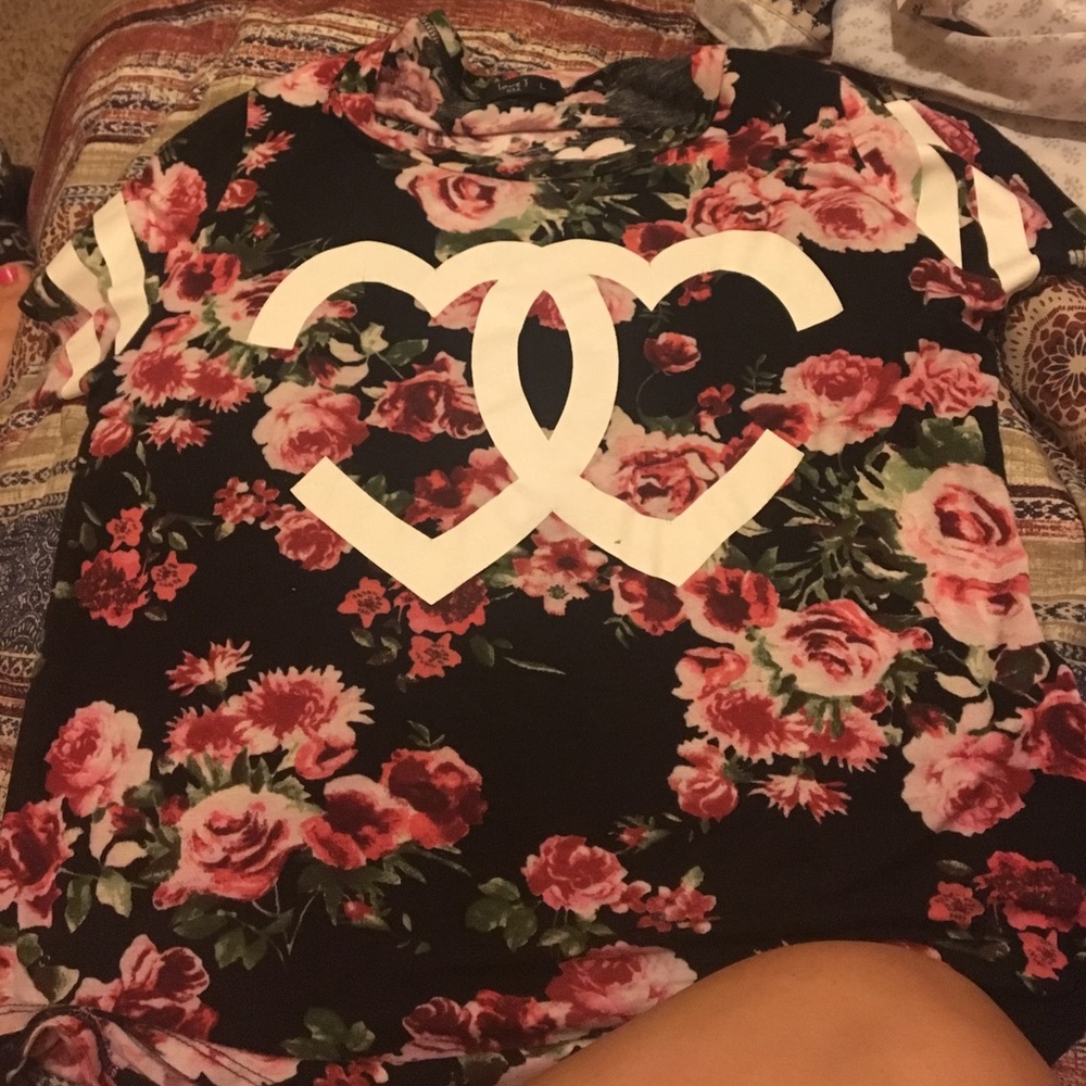 Rose heart "Chanel" soft tee