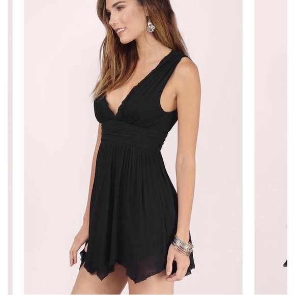 ⚡️LOWEST⚡️Tobi Flirt Alert Dress - Picture 3 of 7