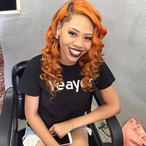 Meet your Posher, Monique