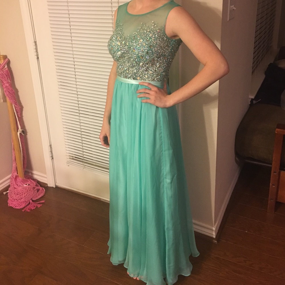 Prom dress