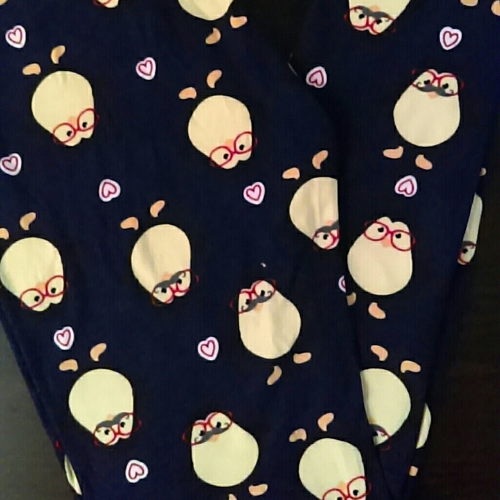 HTF Hipster Penguins! Lularoe legging OS