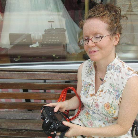 Meet your Posher, Angela - Picture 1 of 1