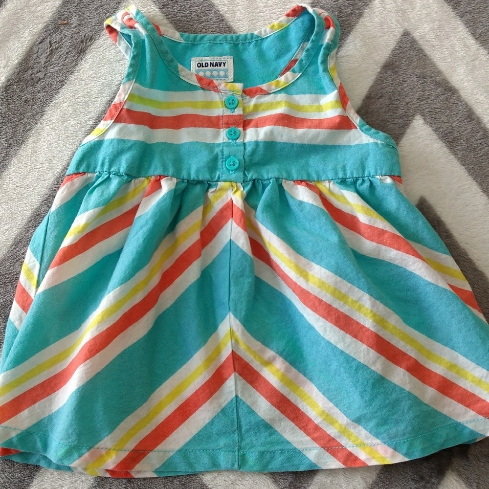 Rainbow old Navy tank