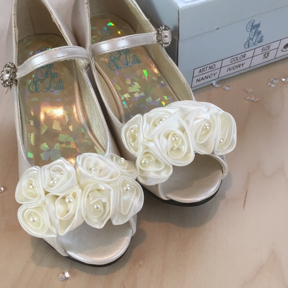 [Swea Pea & Lilli] ivory peep toe heels [girls 13]