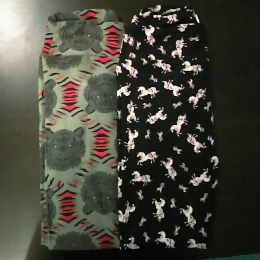 Lularoe Unicorn 2-pack! Soft leggings OS