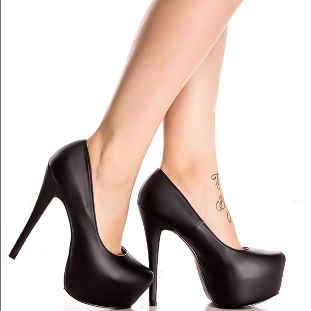 LAST CHANCE Platform High Heels