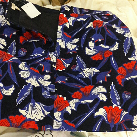 ❤ NWT J. Crew Printed basketweave mini skirt - Picture 3 of 8