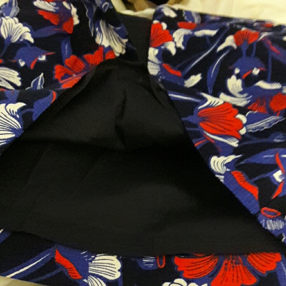 ❤ NWT J. Crew Printed basketweave mini skirt - Picture 4 of 8