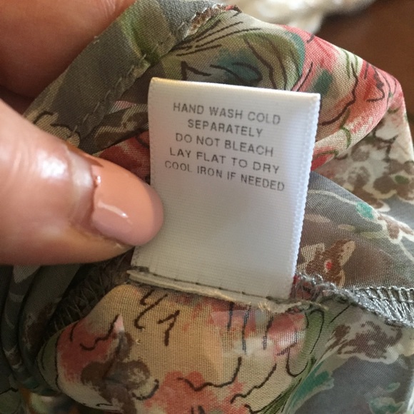 Pleione grey Floral top - Picture 7 of 7