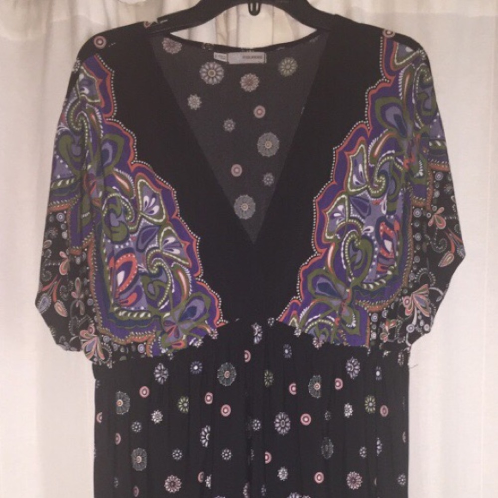 Paisley and floral plunging v-neck midi dress