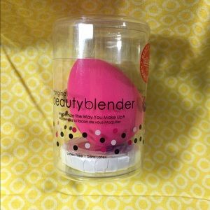 Beauty Blender Sponge with Cleanser Mini
