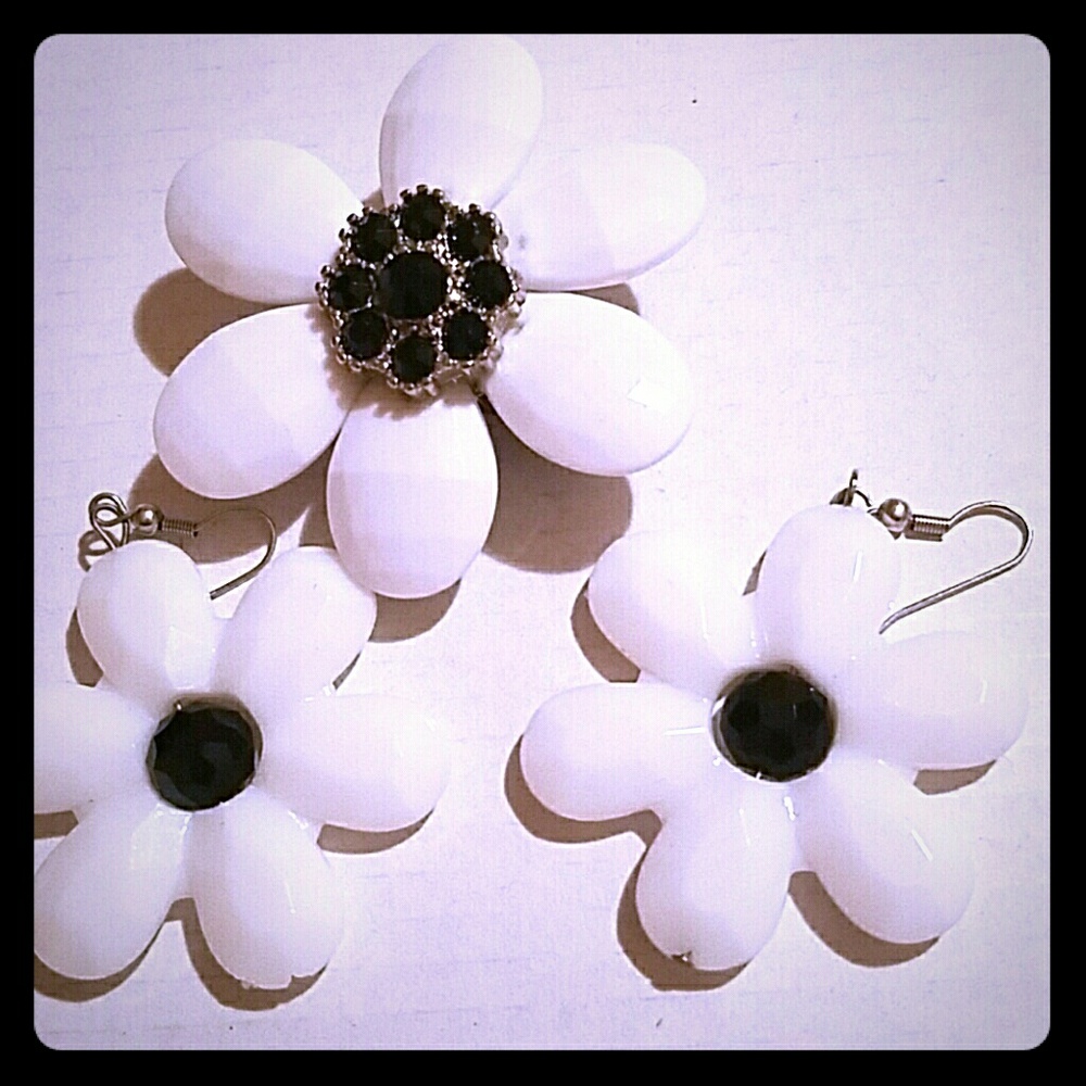 Earring/Ring