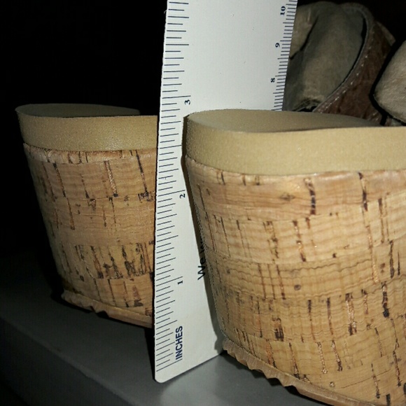 Platform Tan - Picture 3 of 4