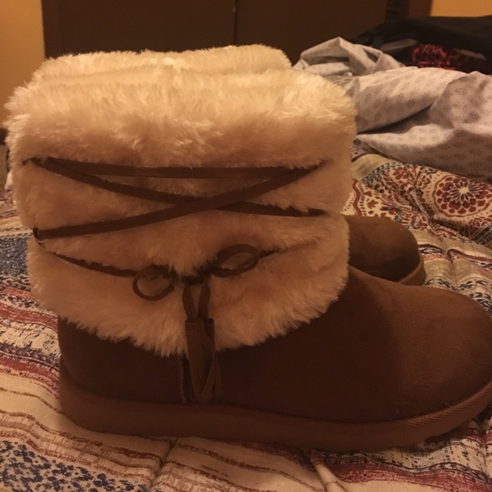 Boots - Picture 2 of 2