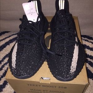 Adidas Yeezy v2 'Oreo'