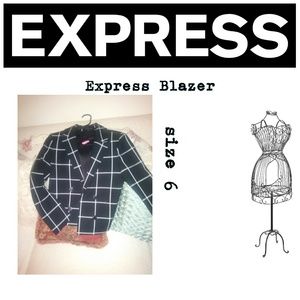 Express BLAZER size 6 B&W excellent condition