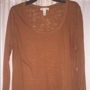 Long sleeve scoop neck burnt orange t-shirt